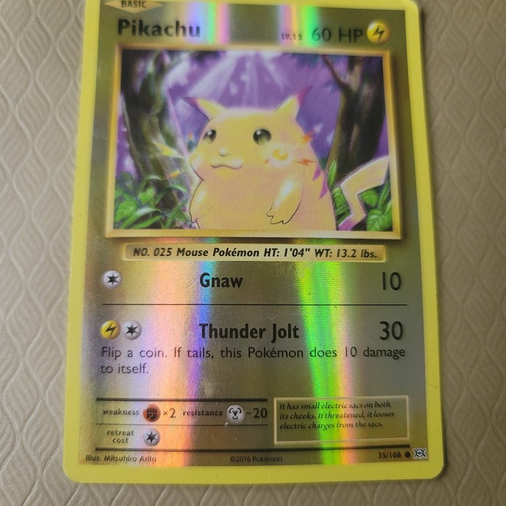 Pokémon Pikachu Rare Card - Picture 2 of 2